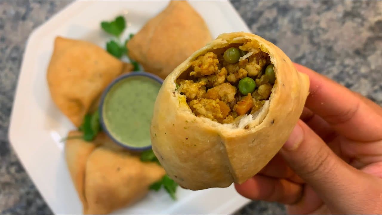 Thumbnail for air fryer keema samosas