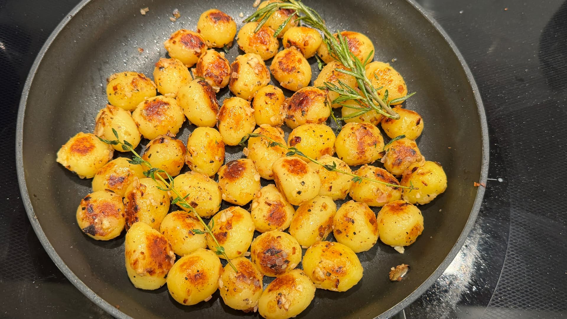 Butter & Garlic-Herb Sauteed Baby Potatoes
