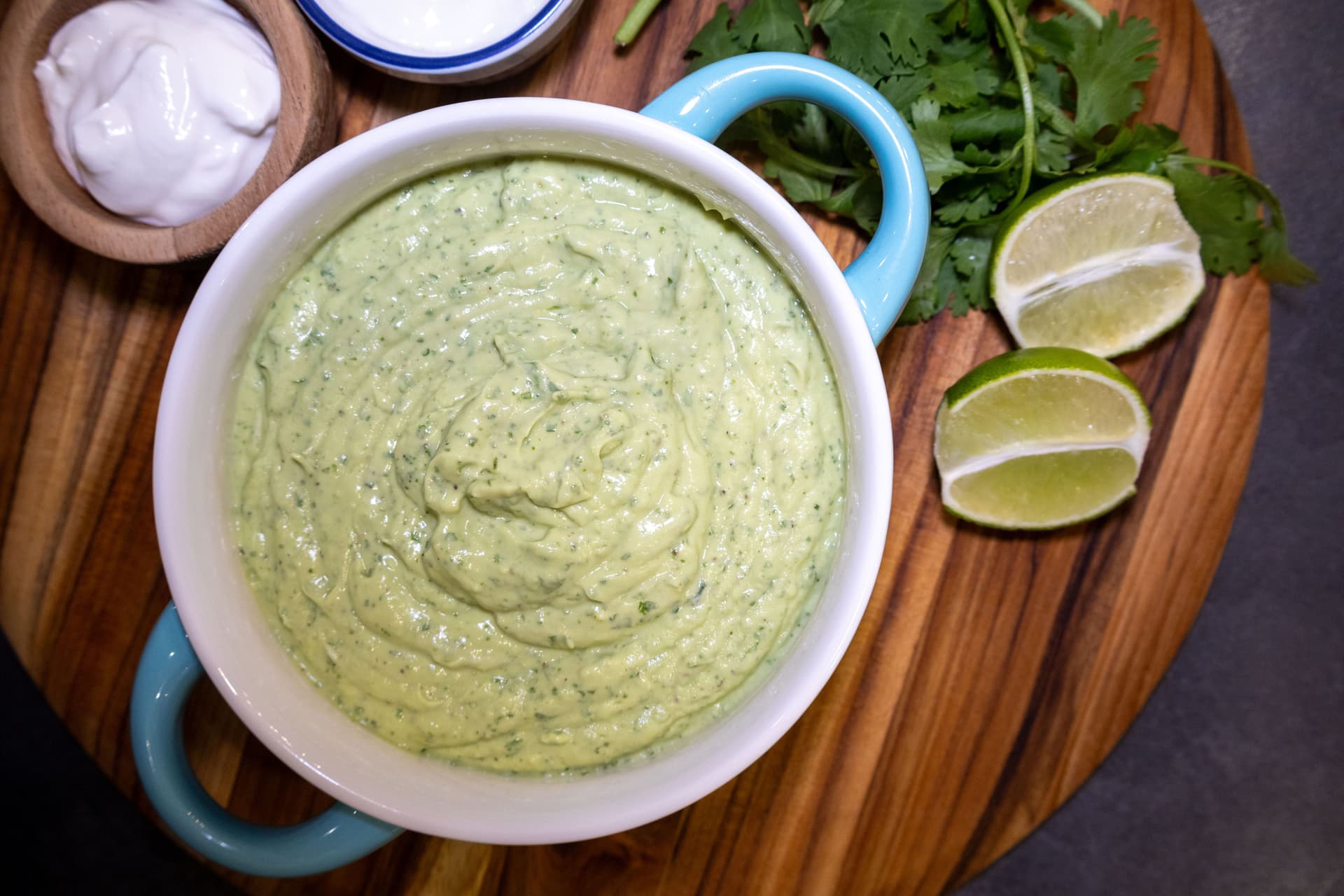 Creamy and Tangy Avocado Lime Crema Recipe