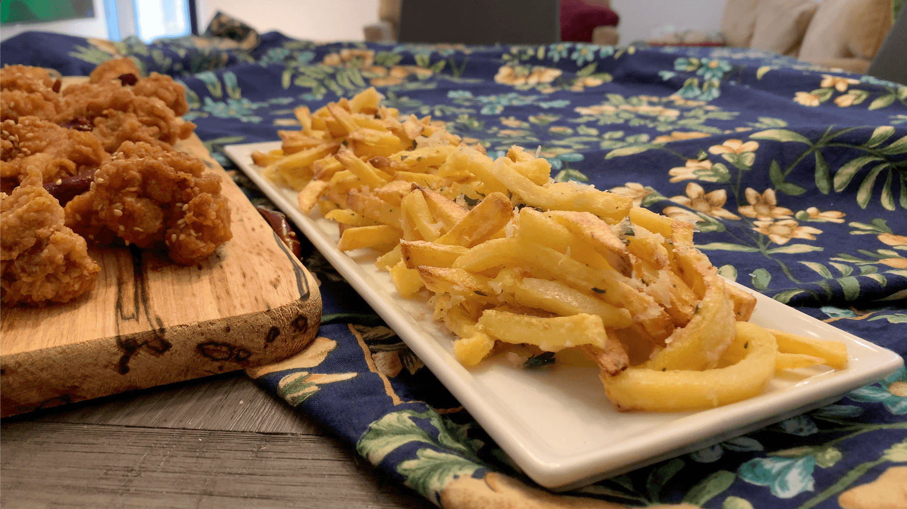 SUPER EASY Air Fryer Garlic Parmesan Fries
