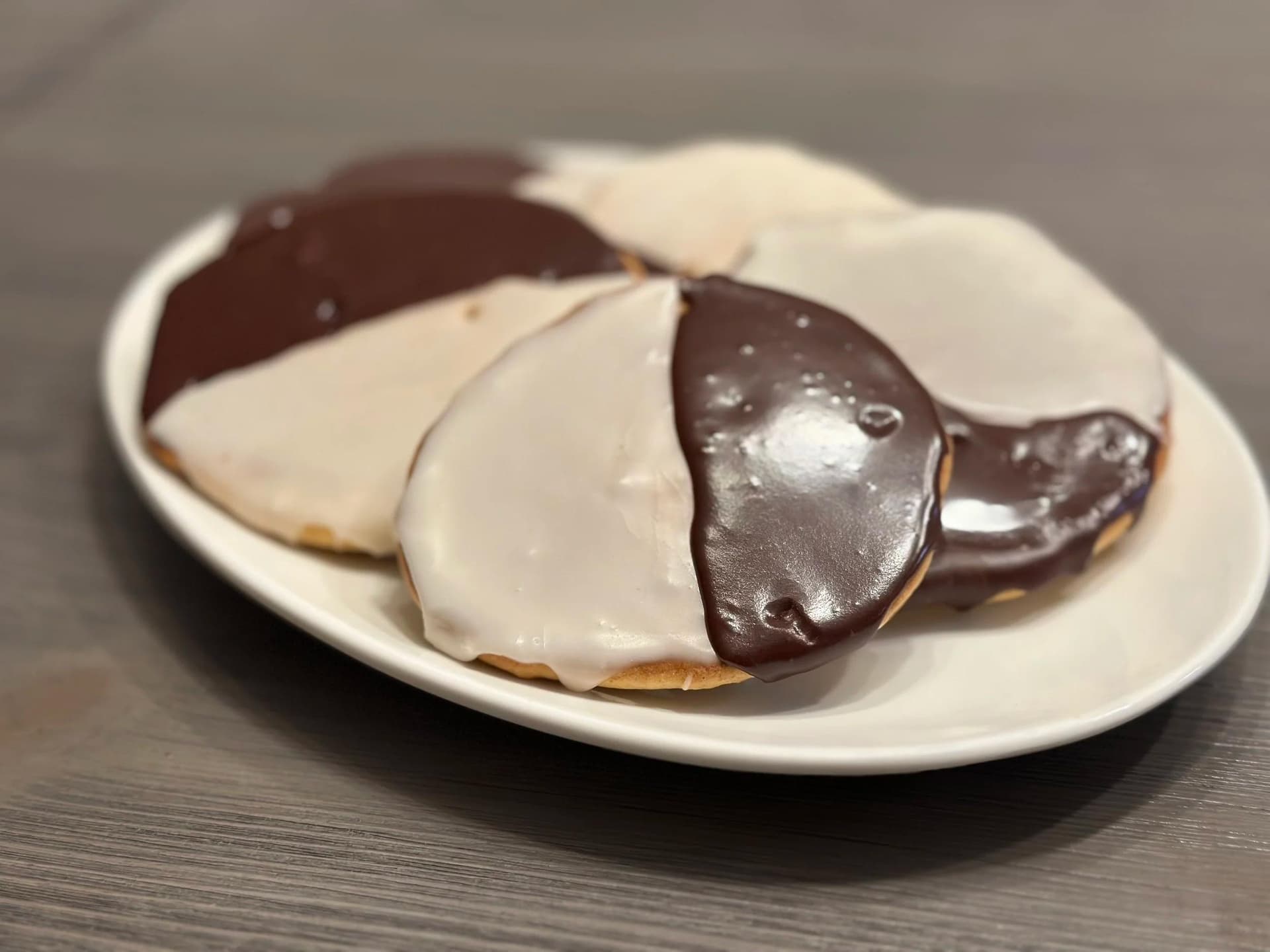 Huge New York Black and White Cookies Recipe