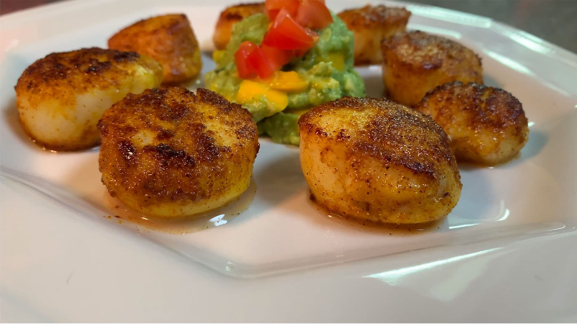 Tender Pan-Seared Curried Scallops Recipe